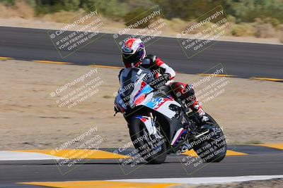 media/Oct-08-2022-SoCal Trackdays (Sat) [[1fc3beec89]]/Turn 10 (945am)/